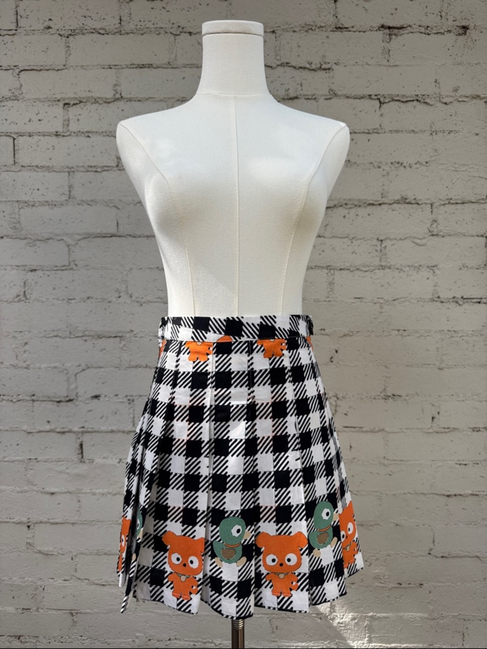 Dumbgood x Sanrio Chococat Pleated Mini Skirt Herringbone Size M - Picture 4 of 15